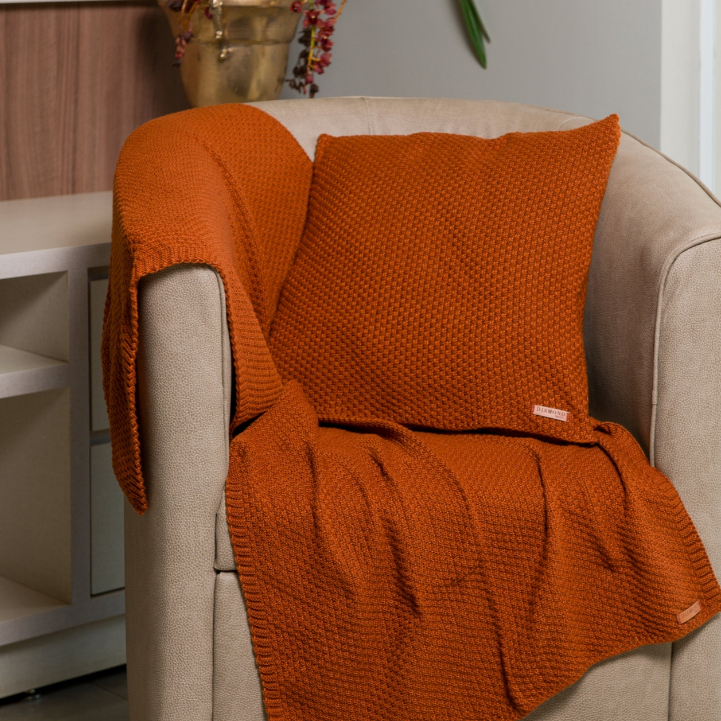 Manta Peseira Sofá Poltrona Cama Solteiro + 1 Almofada Tricot Premium