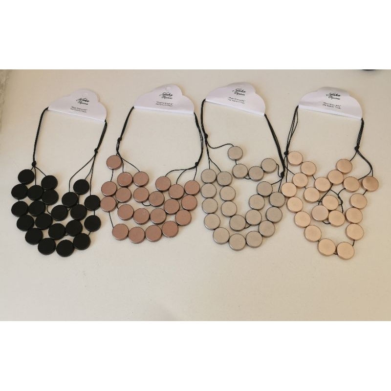 ⚫ Colar Moderno Contas Redondas Foscas Design Minimalista Leve Elegante Bijuteria Feminina Efeito Urban Circle C56052-1 em Oferta na Shopee