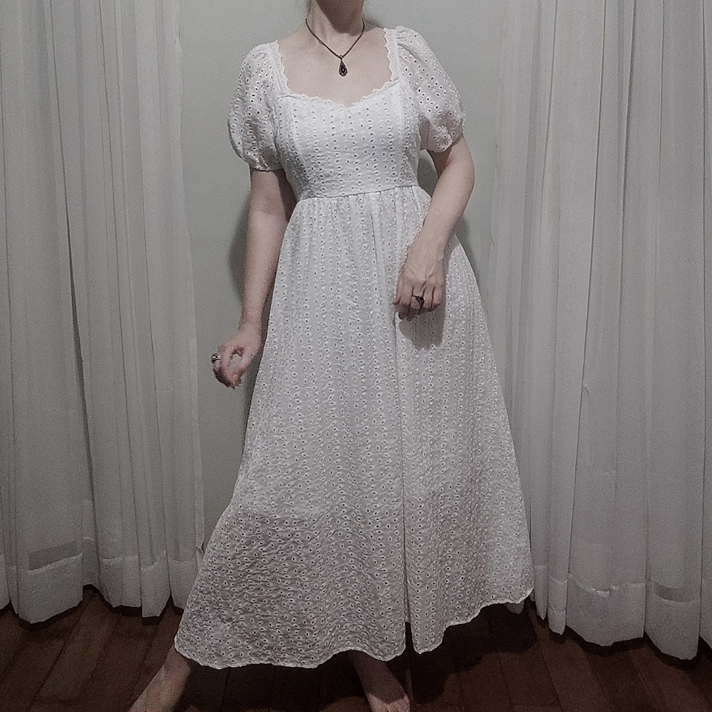 Vestido camponesa branco longo/midi em laise com manga bufante e forro (Vintage/Vitoriano/Camponesa/Princesa)