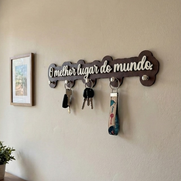 Porta Chaves Mdf Amadeirado e Branco - Fixação Sem Furos para Casa ou Apartamento