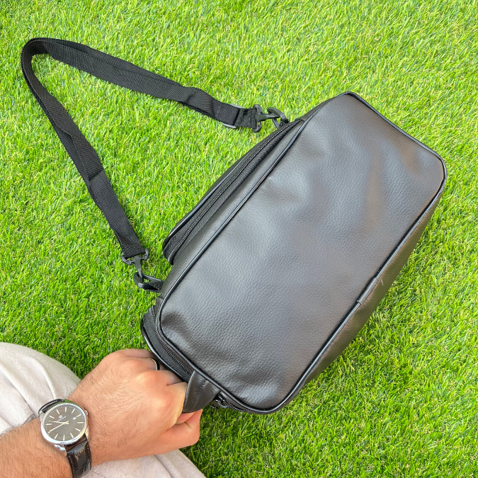 Necesserie Masculina Porta chuteira com alça