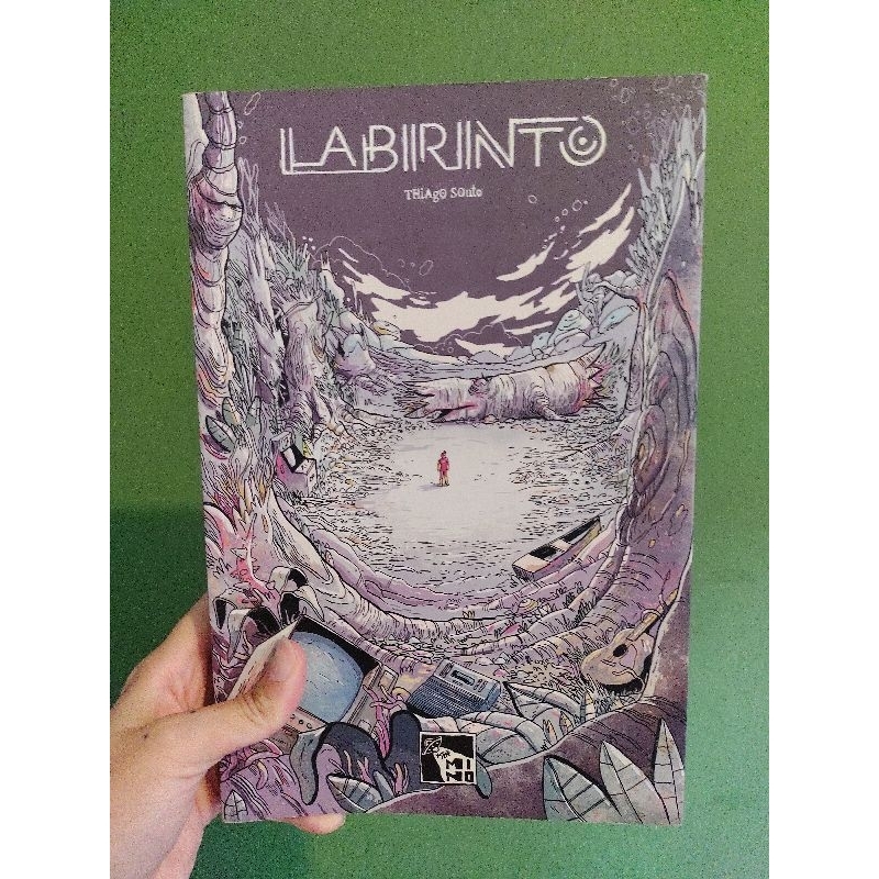 ​HQ Labirinto - Tiago Souto - Graphic Novel Nacional (Mino)