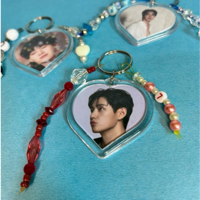 Chaveiro Coração Acrílico Personalizado •Kpop •Anime •Filmes •Livros