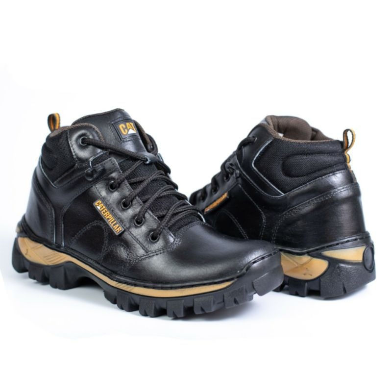 Bota Coturno Caterpilar100%Couro com C.A Bico PVC.cor PRETO