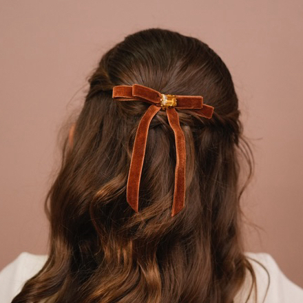 Laço Veludo Preto Feminino Mulher Acessorio Cabelo Discreto Macio Acetinado Acessório Delicado Marrom Cabelo