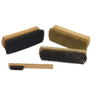 KIT DE ESCOVAS PARA SAPATOS APLICAR E ESPALHAR GRAXA E LUSTRAR COR PRETA em Oferta na Shopee