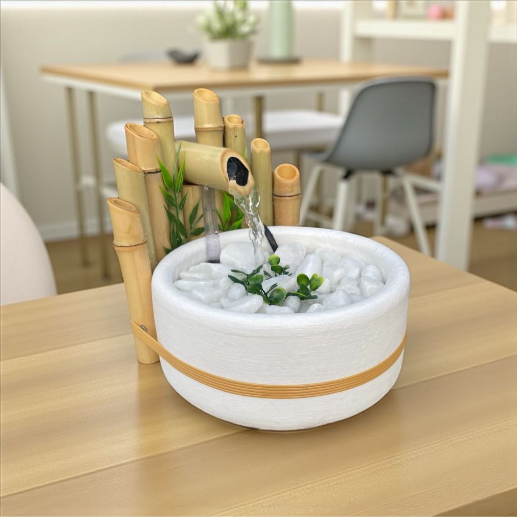 Imagem Fonte De Água Cerca De Bambu Zen Decorativa Som Alto Branco
