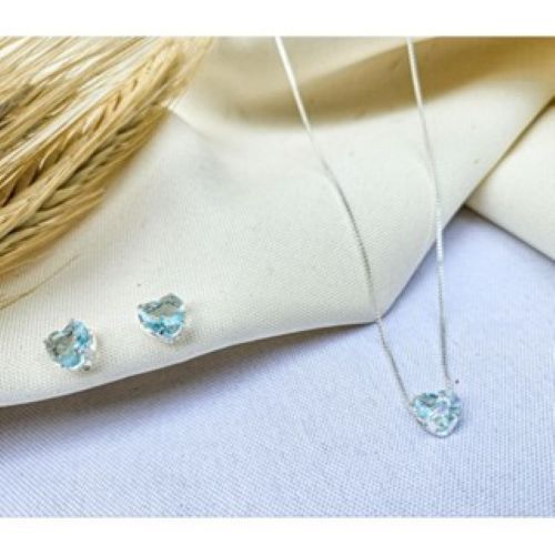 Conjunto Delicado Colar + Brincos de Coração Folheado a Prata 925 em Oferta na Shopee