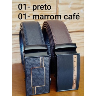 kit c/2 cintos masculino: preto e marrom em couro sintético com catraca luxo social modelos sortidos. em Oferta na Shopee