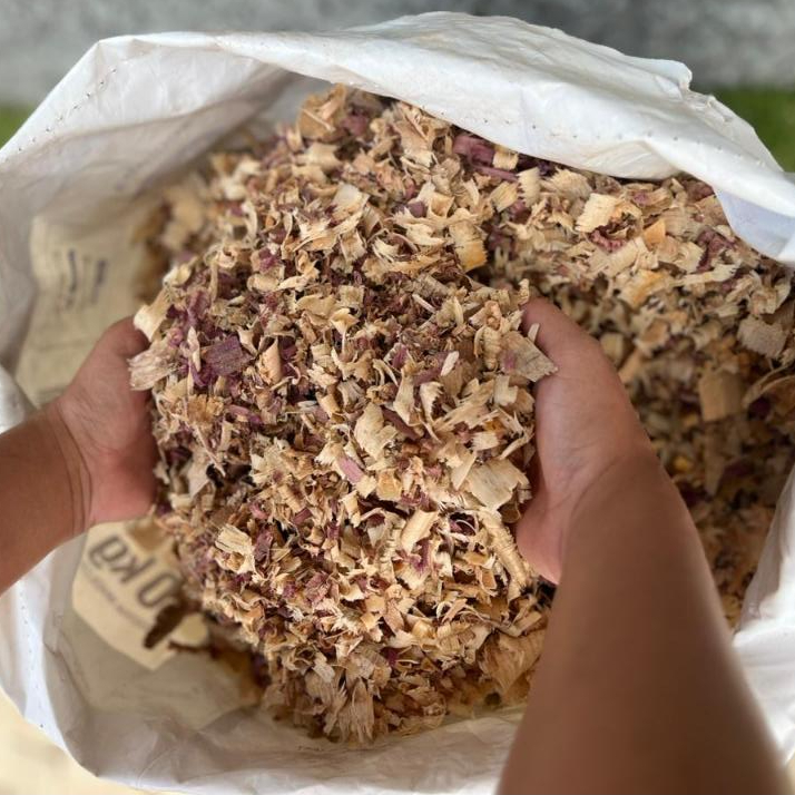 Serragem de madeira mista para Adubaçao de Plantas 100g em Oferta na Shopee