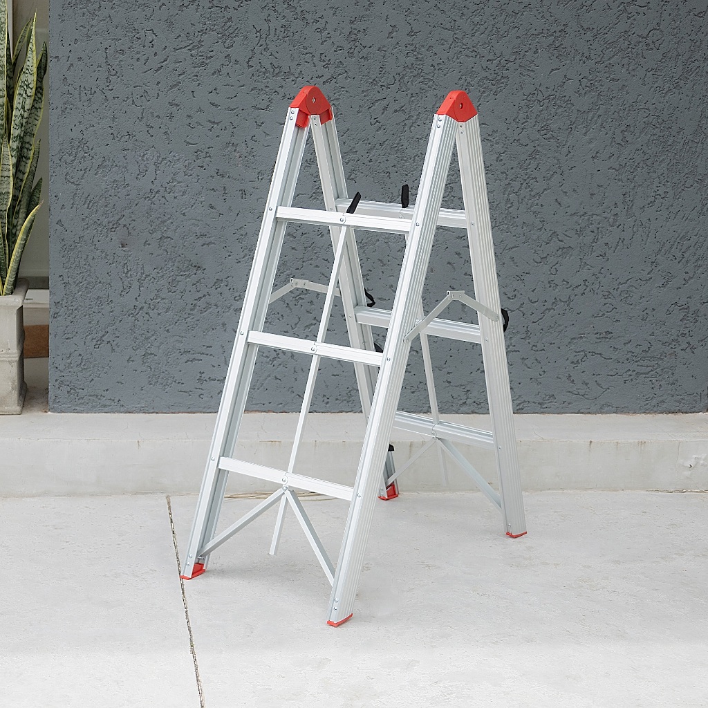 Escada De Alumínio 6 Degraus Ultra Compacta Palito Dobrável Gardenlife em Oferta na Shopee