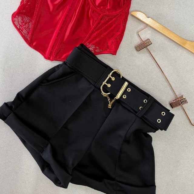 Short Feminino Alfaiataria Neoprene Premium Cintura Alta com Cinto Grosso Corrente Dourada Social Elegante P ao GG