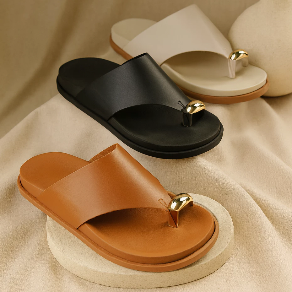 Sandália Feminina Flat Rasteirinha Detalhe Dourado ABS Tendência Verão Moda Leve Hope Shoes — imagem 1
