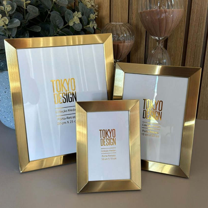 KIT PORTA RETRATOS DOURADO 10x15 METAL LUXO BRILHANTE DECORAÇÃO QUARTO, SALA, ESCRITÓRIO em Oferta na Shopee