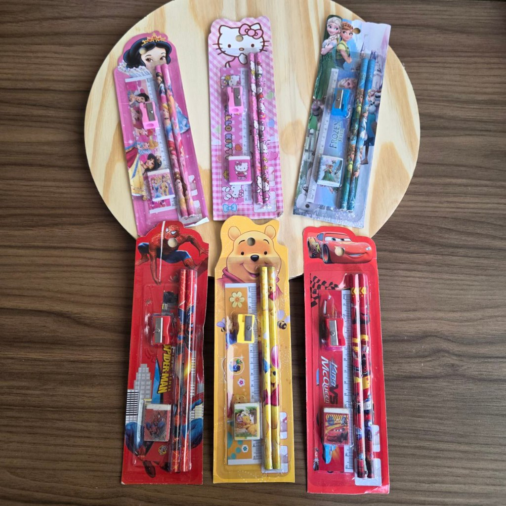 Kit Lápis + borracha+ apontador+regua  Hello Kitty , homem aranha, frozem, ursinho pooh , carros, princesas em Oferta na Shopee