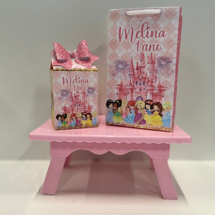 KIT FESTA PERSONALIZADA TEMA PRINCESAS – CX MILK + SACOLINHA|PERSONALIZADO | ANIVERSARIO|PEG E MONTE
