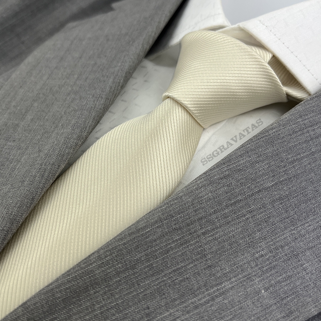 Gravata Off White Riscafina Slim Padrinhos Noivo Casamento Eventos GR653