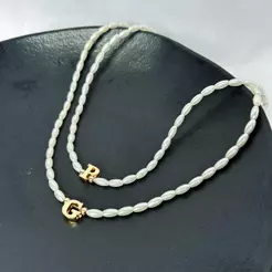 Colar Choker Letra Inicial com Pérolas - Colar Feminino com Pingente Banhado a Ouro 18K Delicado