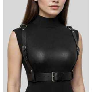 Suspensório Susi Harness couro sintético Com Fivela Gótico em Oferta na Shopee