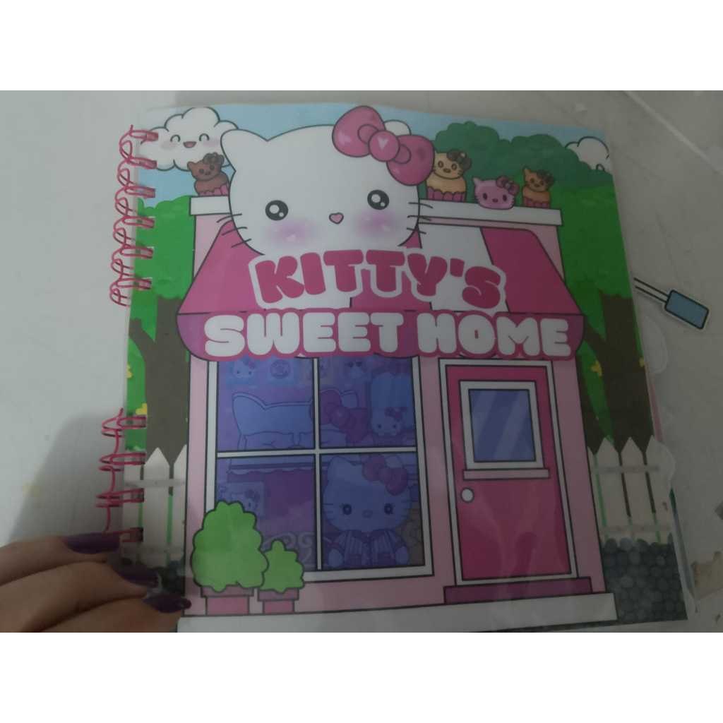 livro interativo hello kitty - ATENÇÃO POSTAGEM COM 10 DIAS ÚTEIS - CONTÉM 80 FIGURAS em Oferta na Shopee