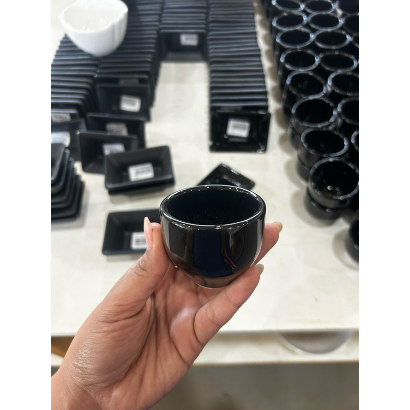 Copo Oriental de Cerâmica Preto 6 x 5cm 60ml Kit com 4 und. Guinomi
