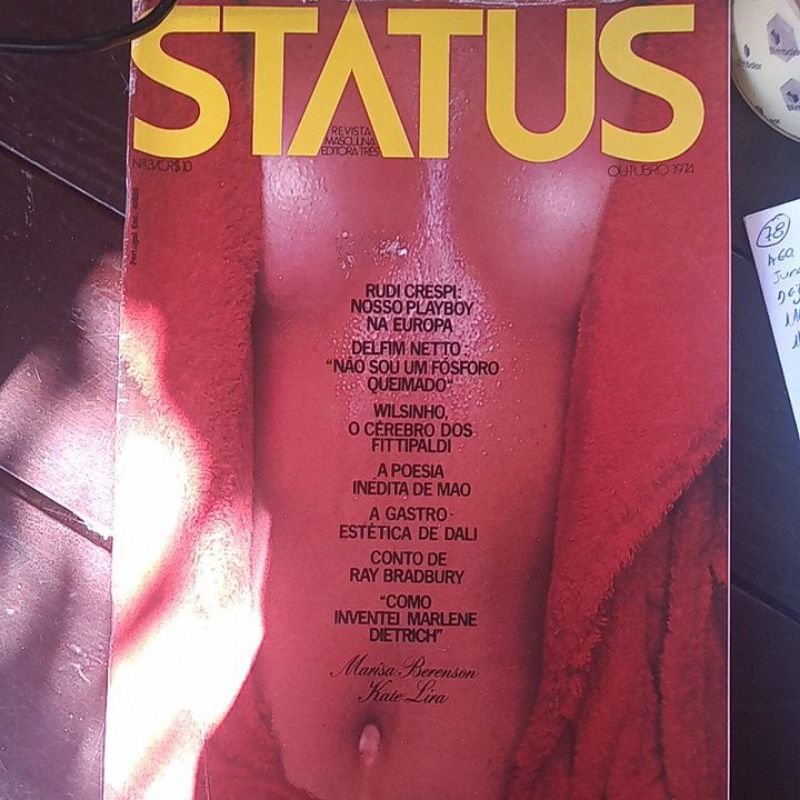 Kate Lyra e Marisa berenson na revista status n° 03 de 1974. raridade