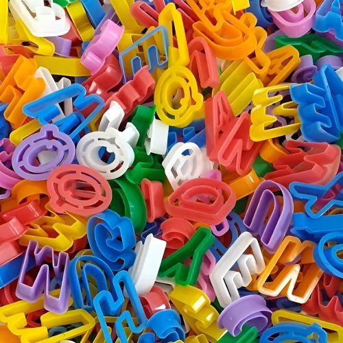 Forminhas De Massinha Letras Alfabeto C/100 Pçs Cor Colorido