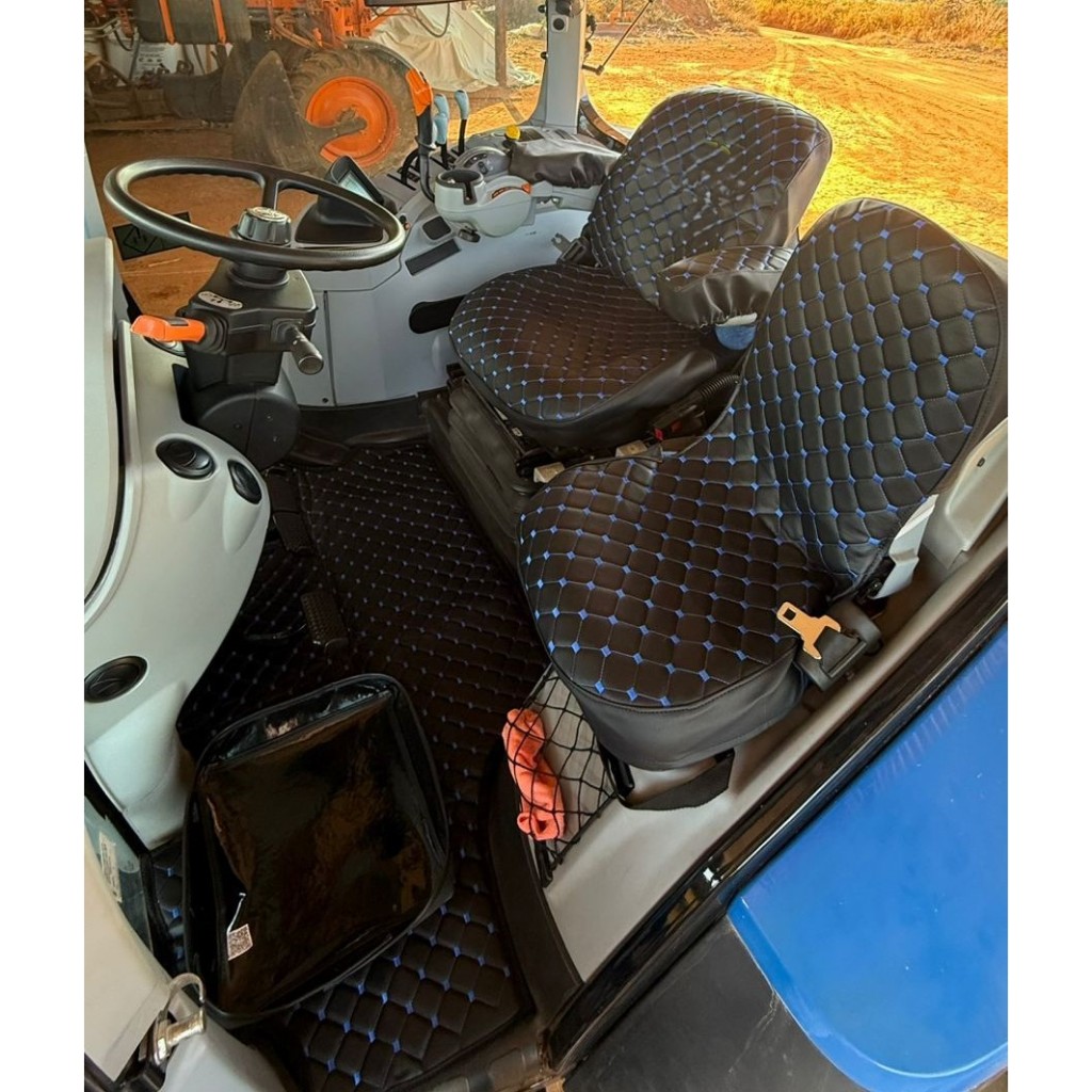KIT CAPA BANCOS OPERADOR & PASSAGEIRO T7 NEW HOLLAND® CORVIN PREMIUM PRETO COM AZUL