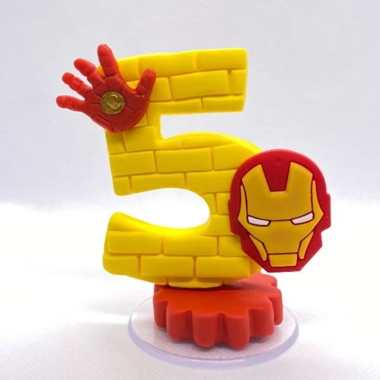 Vela temática de biscuit do Homem de Ferro (Aplique emborrachado) | Topo de bolo do Homem de Ferro Vela de aniversário