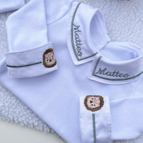 Body Bordado Gola e Punho (Acessórios não inclusos) em Oferta na Shopee