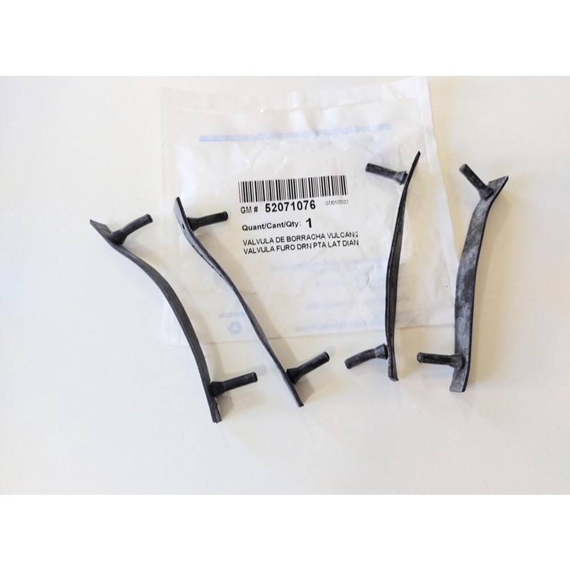 Kit Vedador Dreno Água da Porta 4 Peças Agile, Onix, Corsa, Celta, Monza, Agile, Astra, Meriva, Montana, Vectra 52071076
