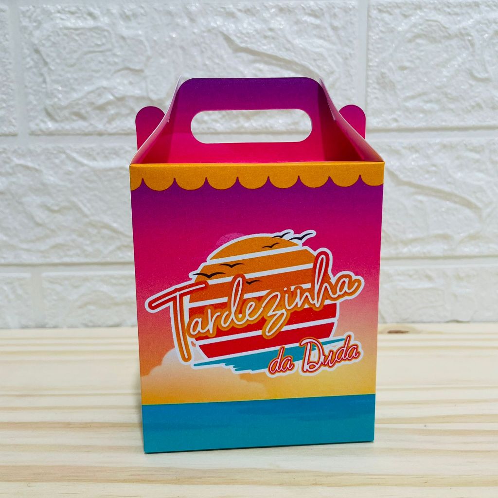 Tardezinha Maletinha Lembrancinha Aniversário Personalizada - desmontado