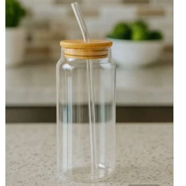 Copo de Vidro 600ml com Canudo e Tampa de Bambu- Chá gelado- shake- bebidas- verão em Oferta na Shopee