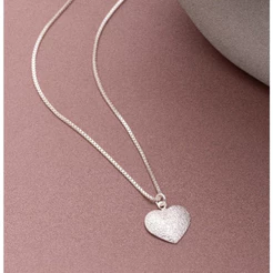 Colar Coração Texturizado Folheado a Prata 925 Feminino – Delicado, Antialérgico
