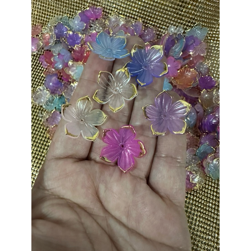 Flor cerejeira vazada com borda 20mm acrílico-30unid em Oferta na Shopee