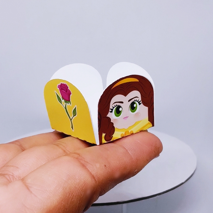 Forminha 4 pétalas para doces A BELA E A FERA - Para docinhos, festa infantil, aniversário👳🏼‍♀️