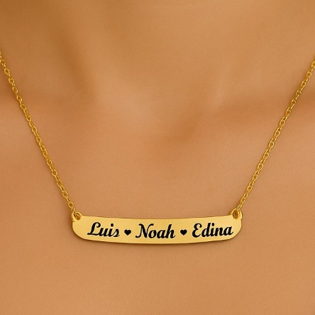 Colar de Filhos Personalizado com Nomes – Noah Joias – Placa Curvada - Banhado a ouro 18k