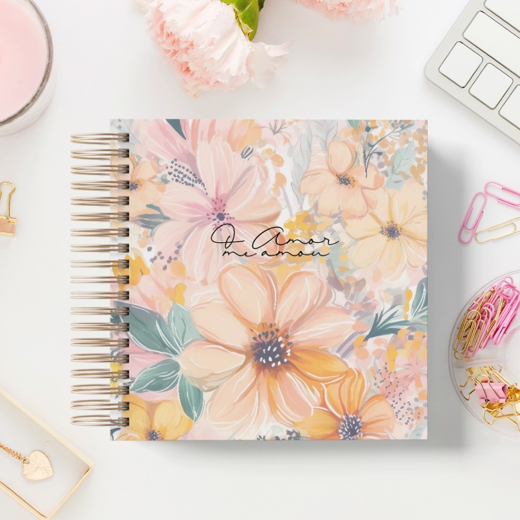 Caderno Devocional Floral O Amor me amou / A tua Graça me basta! A5 em Oferta na Shopee