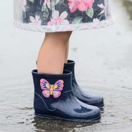 Galocha Infantil Menina Feminina Bota Criança Leve Confortável Impermeavel enfeite Borboleta