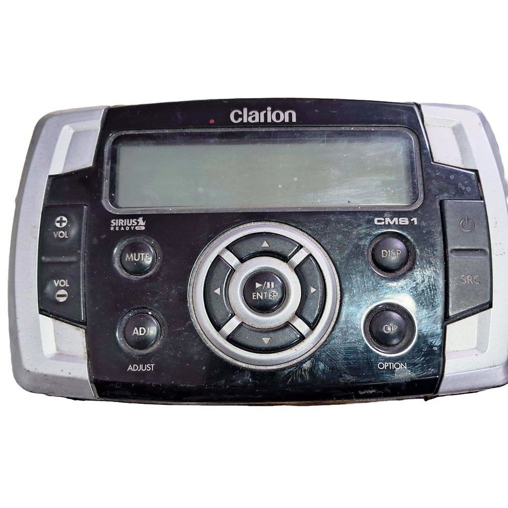 AMPLIFICADOR CLARION CMS1 MARITIMO 4 CANAIS MP3 E RADIO 4 CANAIS DE 16W RMS 40 IHF