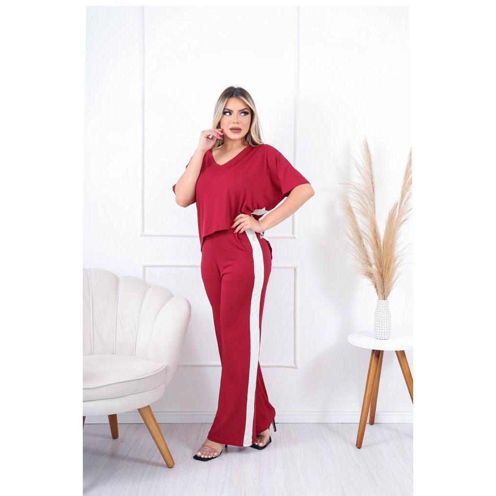 Conjunto Feminino Blusa Manga Curta e Calça Pantalona Com Faixa Lateral