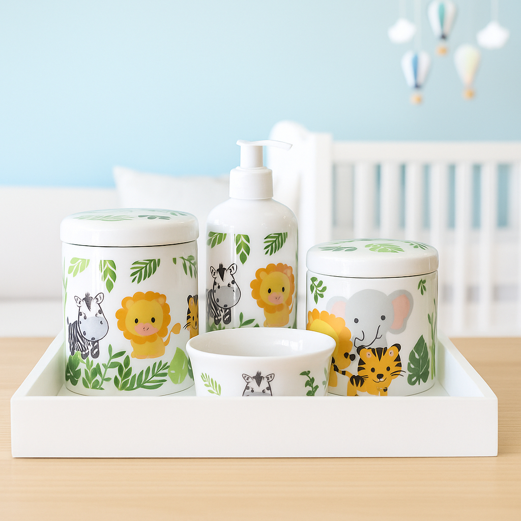 Kit Higiene Porcelana Bebe  Menino 4 Peças Safari Carrinho Azul Baleia Astronauta Branco Friso Ouro