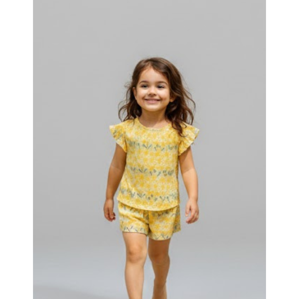 Conjunto Infantil Verão Feminino Flores Camiseta com Babado + Short Elástico Para Meninas Tamanho 1 à 7 anos