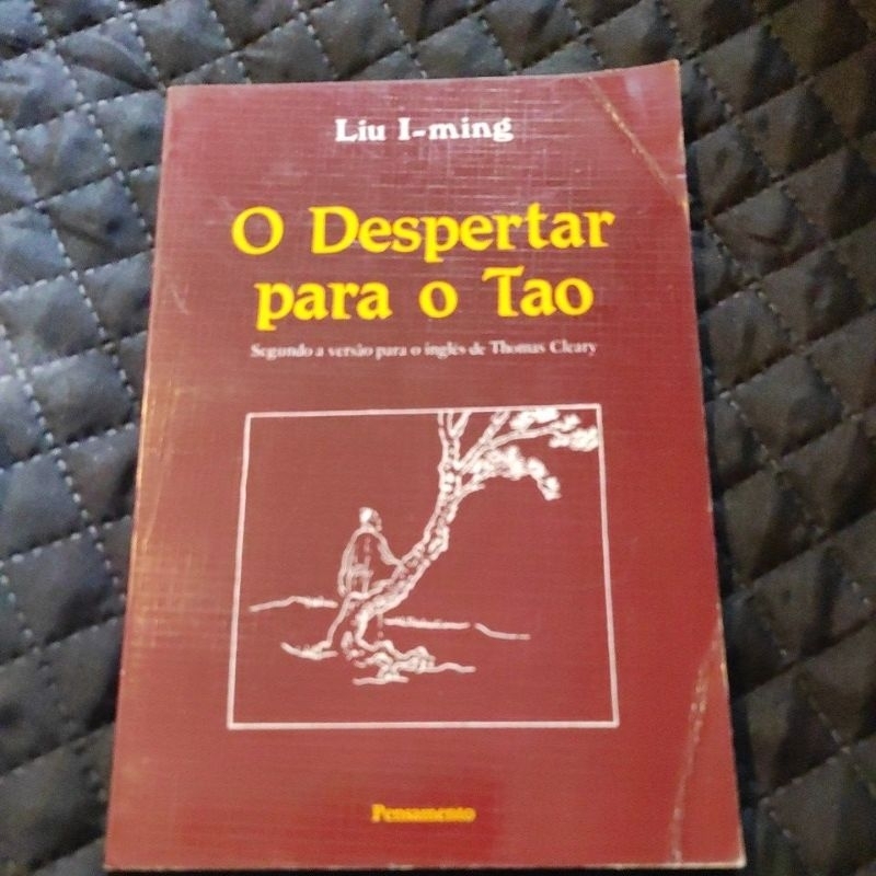 Livro usado O Despertar para o Tao por Liu I ming