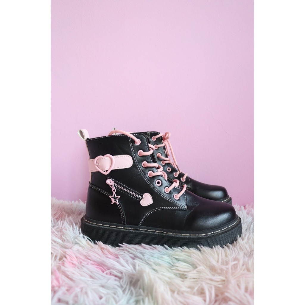 Coturno black pink y2k kpop gotica pastel goth Tamanho BR37 24.5CM