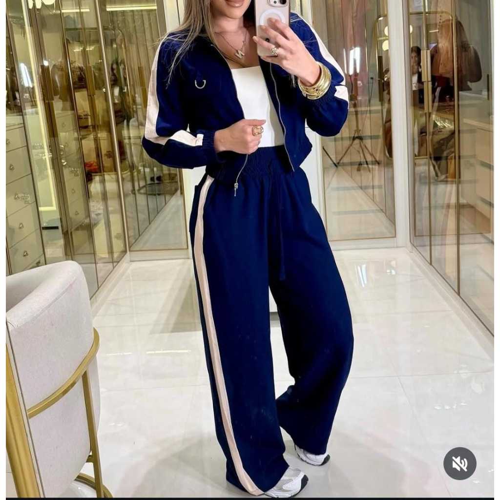 Conjunto com blusa no tecido Sensorial marrante  com Calça pantalona de Listra Lateral