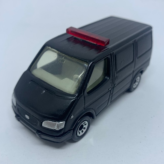 Matchbox Ford Transit Policia Van 1995 Ech.1:63 - L70