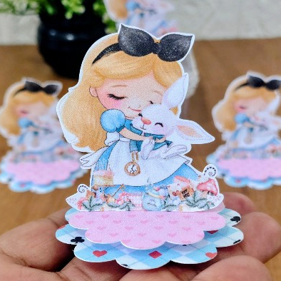Aplique da Alice no País das Maravilhas 3D para Caixa Acrílica/ Festa Infantil/ Decoração Personalizada