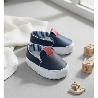 Sapatinho de bebe Menino Tênis de bebe Slip On forro Listra em Oferta na Shopee