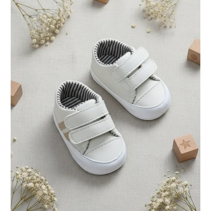Tênis de Bebê Menino Com Forro Listrado e Tira Lateral
